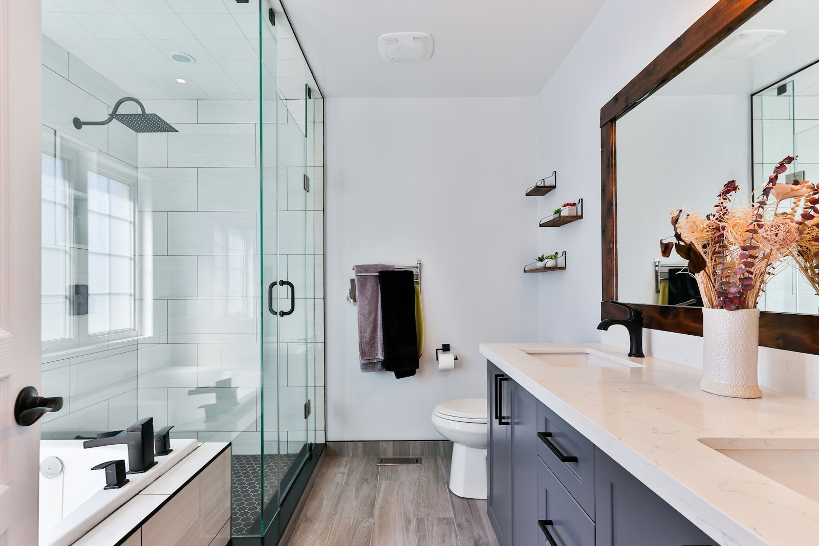 Bathroom 1 — photo 1 of 2