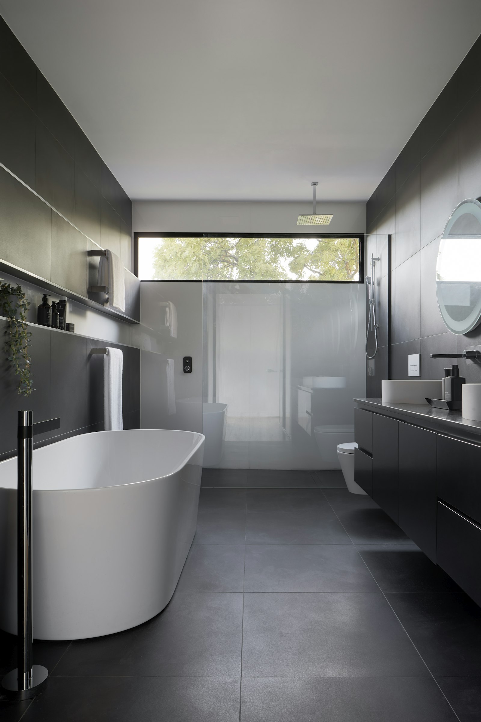Bathroom 3 — photo 1 of 2
